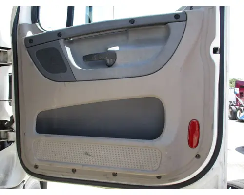 FREIGHTLINER CASCADIA 113-125 DOOR ASSEMBLY, FRONT