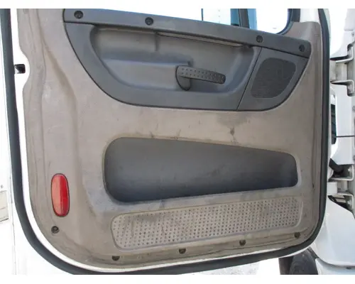 FREIGHTLINER CASCADIA 113-125 DOOR ASSEMBLY, FRONT
