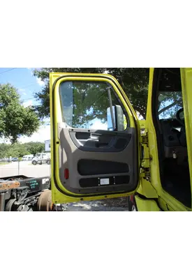 FREIGHTLINER CASCADIA 113-125 DOOR ASSEMBLY, FRONT