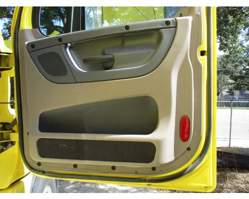 FREIGHTLINER CASCADIA 113-125 DOOR ASSEMBLY, FRONT