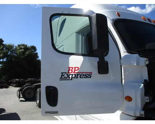 FREIGHTLINER CASCADIA 113-125 DOOR ASSEMBLY, FRONT
