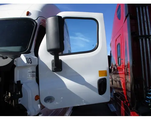 FREIGHTLINER CASCADIA 113-125 DOOR ASSEMBLY, FRONT