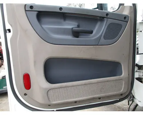 FREIGHTLINER CASCADIA 113-125 DOOR ASSEMBLY, FRONT