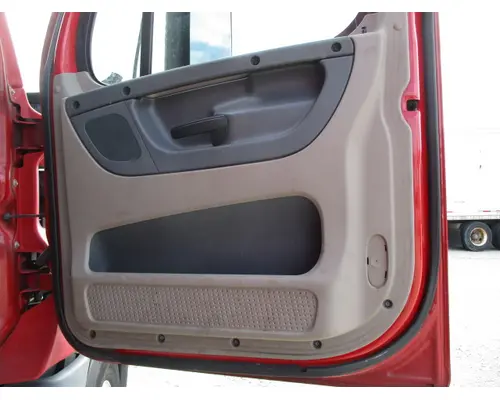 FREIGHTLINER CASCADIA 113-125 DOOR ASSEMBLY, FRONT