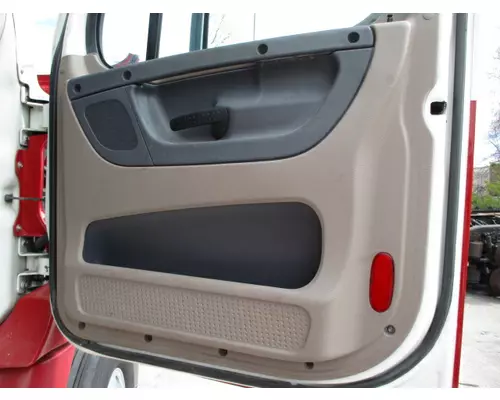 FREIGHTLINER CASCADIA 113-125 DOOR ASSEMBLY, FRONT