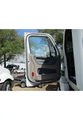 FREIGHTLINER CASCADIA 113-125 DOOR ASSEMBLY, FRONT