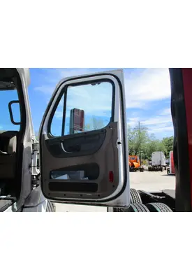 FREIGHTLINER CASCADIA 113-125 DOOR ASSEMBLY, FRONT