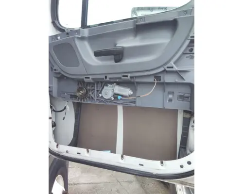 FREIGHTLINER CASCADIA 113-125 DOOR ASSEMBLY, FRONT