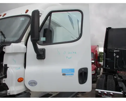 FREIGHTLINER CASCADIA 113-125 DOOR ASSEMBLY, FRONT
