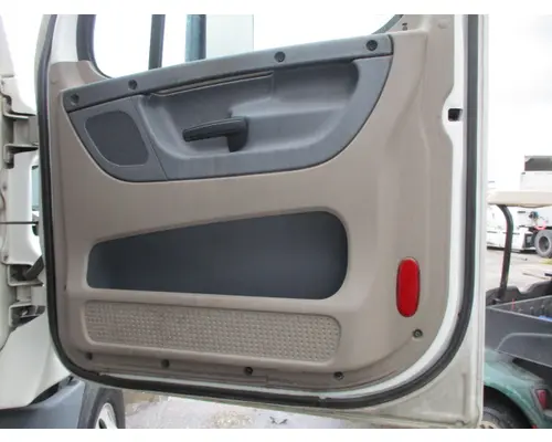 FREIGHTLINER CASCADIA 113-125 DOOR ASSEMBLY, FRONT