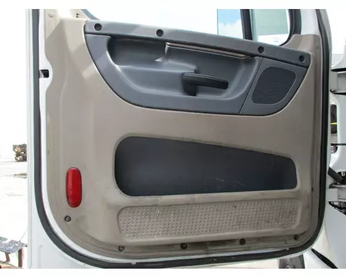 FREIGHTLINER CASCADIA 113-125 DOOR ASSEMBLY, FRONT