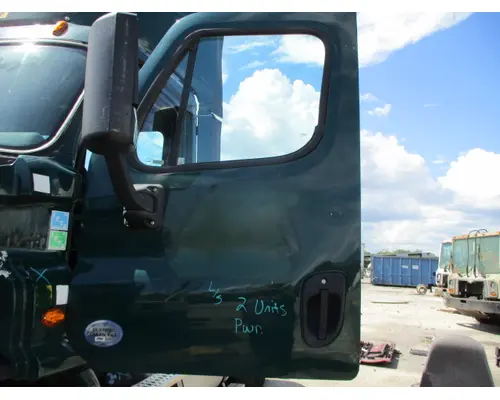 FREIGHTLINER CASCADIA 113-125 DOOR ASSEMBLY, FRONT