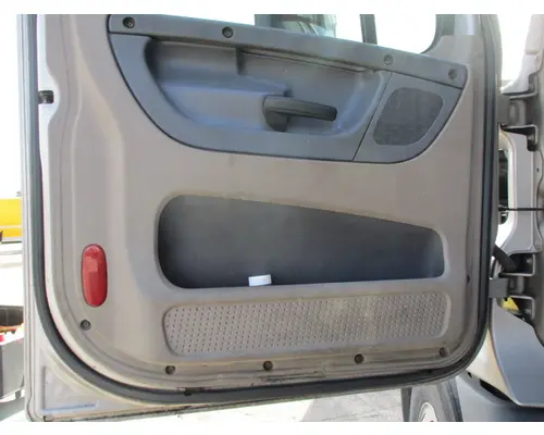 FREIGHTLINER CASCADIA 113-125 DOOR ASSEMBLY, FRONT