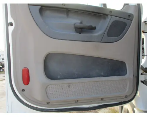 FREIGHTLINER CASCADIA 113-125 DOOR ASSEMBLY, FRONT