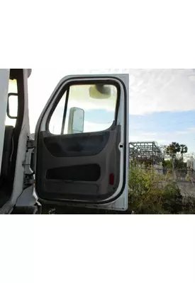 FREIGHTLINER CASCADIA 113-125 DOOR ASSEMBLY, FRONT