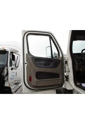 FREIGHTLINER CASCADIA 113-125 DOOR ASSEMBLY, FRONT