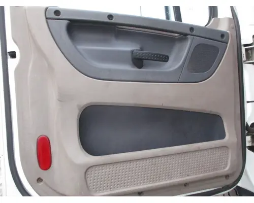 FREIGHTLINER CASCADIA 113-125 DOOR ASSEMBLY, FRONT