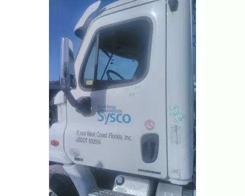 FREIGHTLINER CASCADIA 113-125 DOOR ASSEMBLY, FRONT