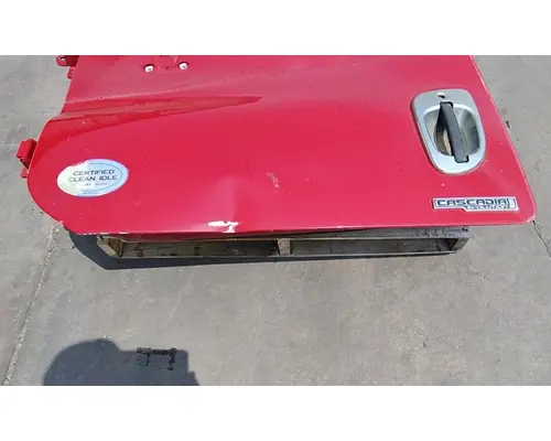 FREIGHTLINER CASCADIA 113-125 DOOR ASSEMBLY, FRONT