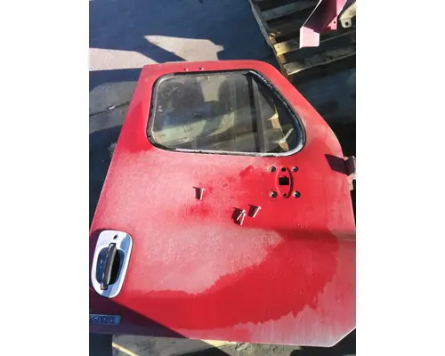 FREIGHTLINER CASCADIA 113-125 DOOR ASSEMBLY, FRONT