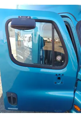 FREIGHTLINER CASCADIA 113-125 DOOR ASSEMBLY, FRONT