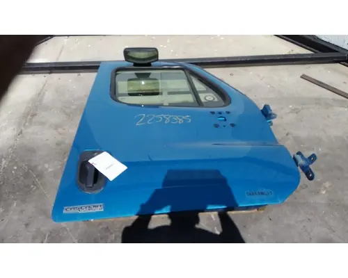 FREIGHTLINER CASCADIA 113-125 DOOR ASSEMBLY, FRONT