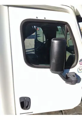 FREIGHTLINER CASCADIA 113-125 DOOR ASSEMBLY, FRONT