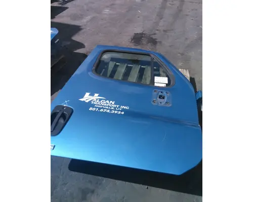 FREIGHTLINER CASCADIA 113-125 DOOR ASSEMBLY, FRONT