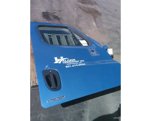 FREIGHTLINER CASCADIA 113-125 DOOR ASSEMBLY, FRONT