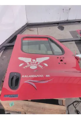 FREIGHTLINER CASCADIA 113-125 DOOR ASSEMBLY, FRONT