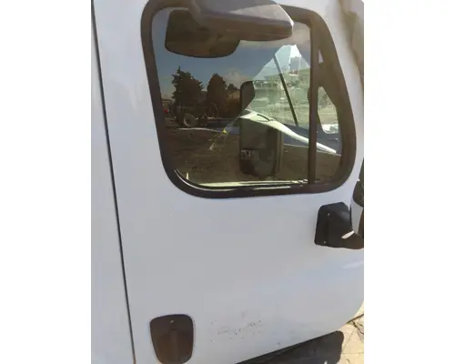 FREIGHTLINER CASCADIA 113-125 DOOR ASSEMBLY, FRONT