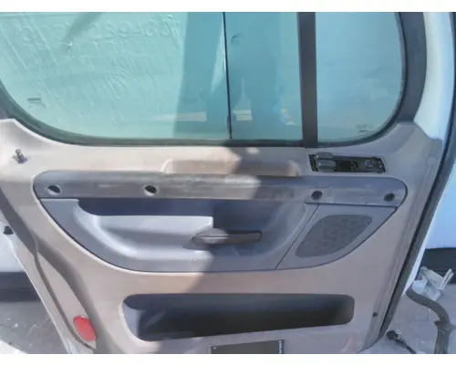 FREIGHTLINER CASCADIA 113-125 DOOR ASSEMBLY, FRONT