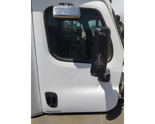 FREIGHTLINER CASCADIA 113-125 DOOR ASSEMBLY, FRONT