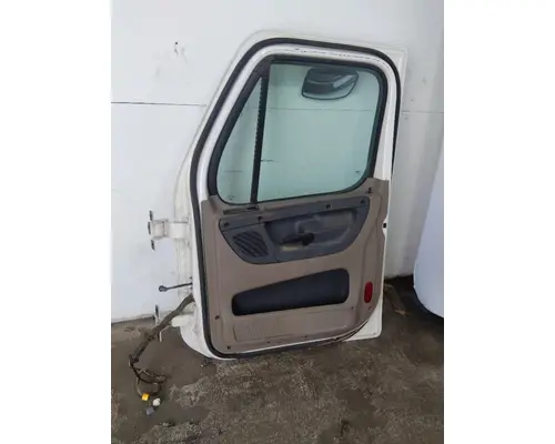 FREIGHTLINER CASCADIA 113-125 DOOR ASSEMBLY, FRONT