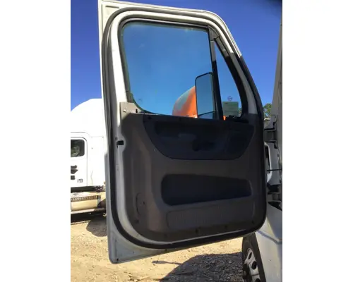 FREIGHTLINER CASCADIA 113-125 DOOR ASSEMBLY, FRONT