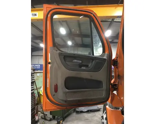 FREIGHTLINER CASCADIA 113-125 DOOR ASSEMBLY, FRONT