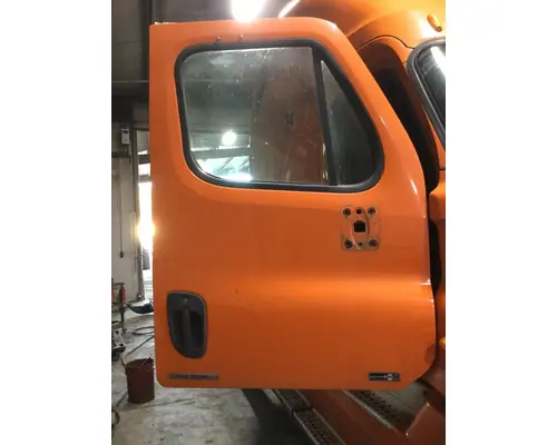 FREIGHTLINER CASCADIA 113-125 DOOR ASSEMBLY, FRONT