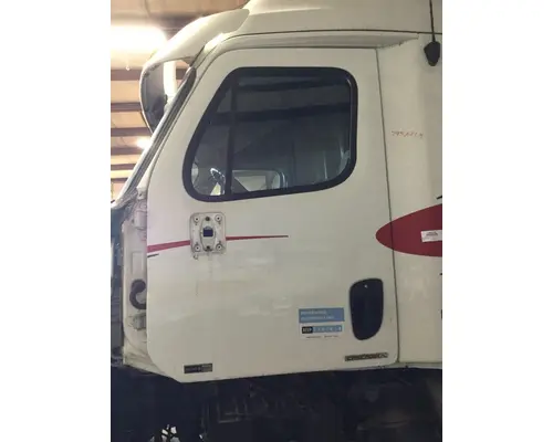 FREIGHTLINER CASCADIA 113-125 DOOR ASSEMBLY, FRONT