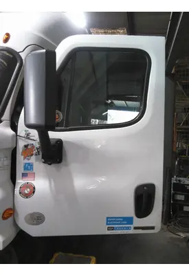 FREIGHTLINER CASCADIA 113-125 DOOR ASSEMBLY, FRONT