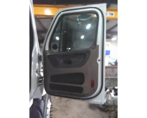 FREIGHTLINER CASCADIA 113-125 DOOR ASSEMBLY, FRONT