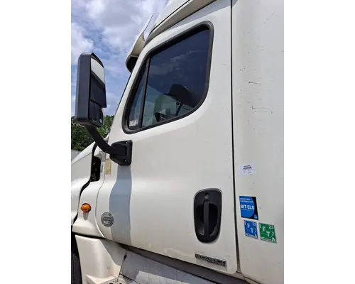 FREIGHTLINER CASCADIA 113-125 DOOR ASSEMBLY, FRONT