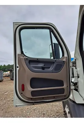 FREIGHTLINER CASCADIA 113-125 DOOR ASSEMBLY, FRONT