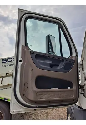 FREIGHTLINER CASCADIA 113-125 DOOR ASSEMBLY, FRONT