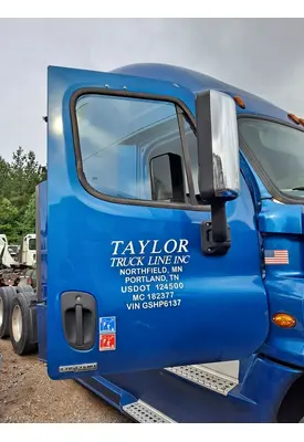 FREIGHTLINER CASCADIA 113-125 DOOR ASSEMBLY, FRONT