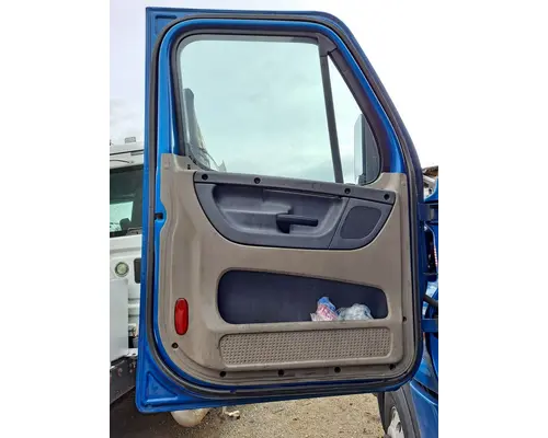 FREIGHTLINER CASCADIA 113-125 DOOR ASSEMBLY, FRONT
