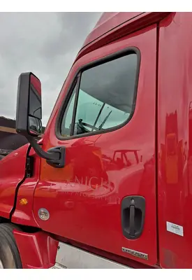 FREIGHTLINER CASCADIA 113-125 DOOR ASSEMBLY, FRONT