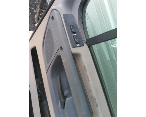 FREIGHTLINER CASCADIA 113-125 DOOR ASSEMBLY, FRONT