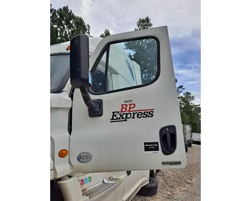 FREIGHTLINER CASCADIA 113-125 DOOR ASSEMBLY, FRONT