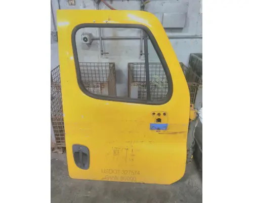 FREIGHTLINER CASCADIA 113-125 DOOR ASSEMBLY, FRONT