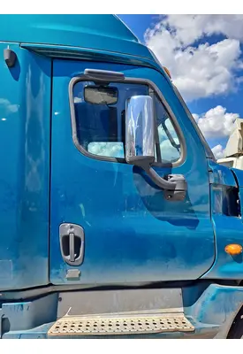 FREIGHTLINER CASCADIA 113-125 DOOR ASSEMBLY, FRONT